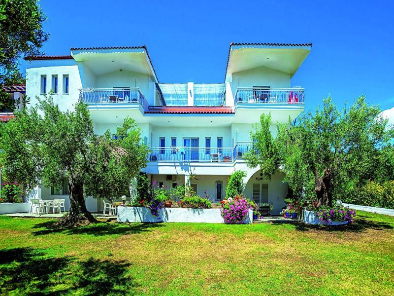 Faros Apartments Possidi Esterno foto